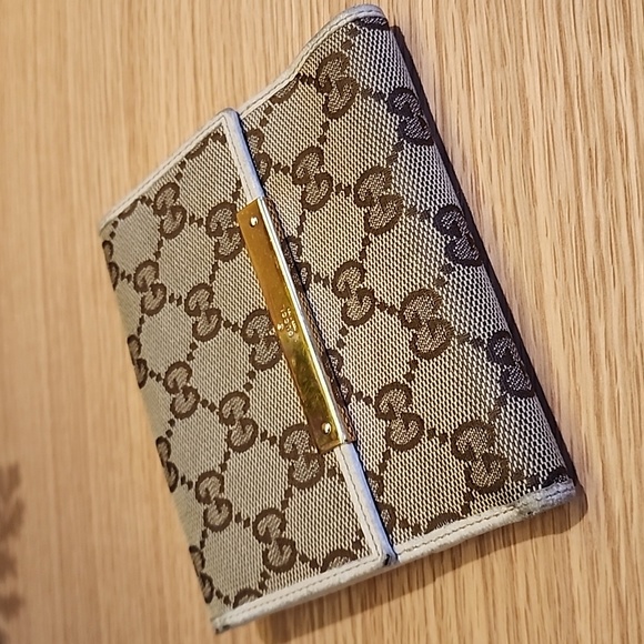 Gucci Wallet Authentic (fabric with cream leather rim) - Picture 1 of 5